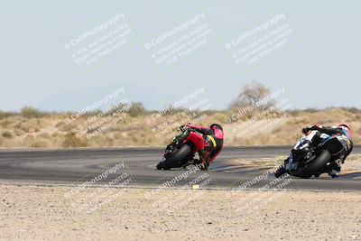 media/Apr-20-2025-CVMA (Sun) [[39090e8767]]/Race 16-Formula Middleweight/